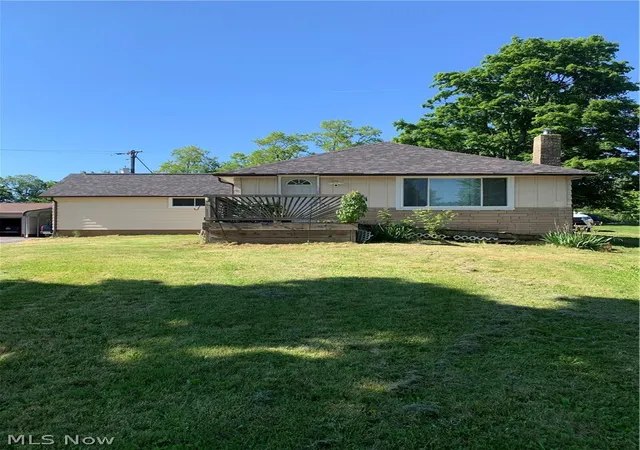 Single family home for sale at 30382 State Route 172, East Rochester, OH 44625 | MLS# 5214758