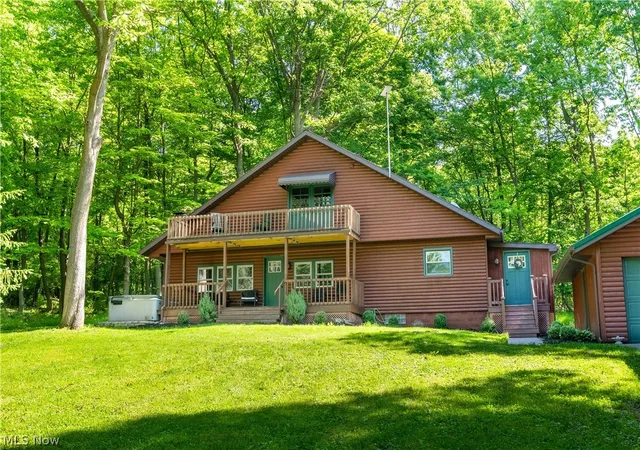 1st image of 27708 Winona Rd, Salem, OH 44460 | MLS# 5214591