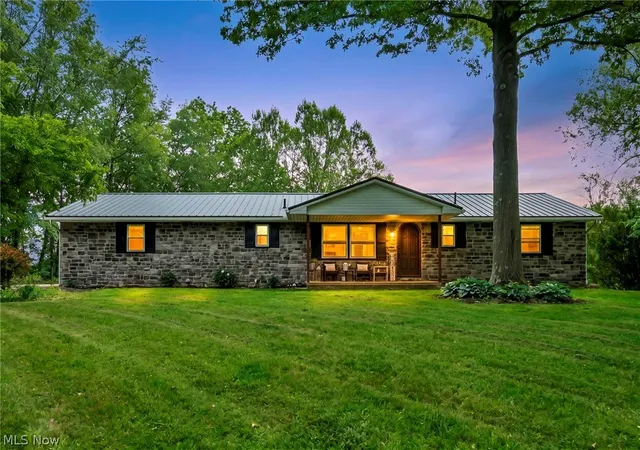 Homes for sale in Uniontown, OH | 12100 Hoover Ave Nw, Uniontown, OH 44685 | MLS# 5212920