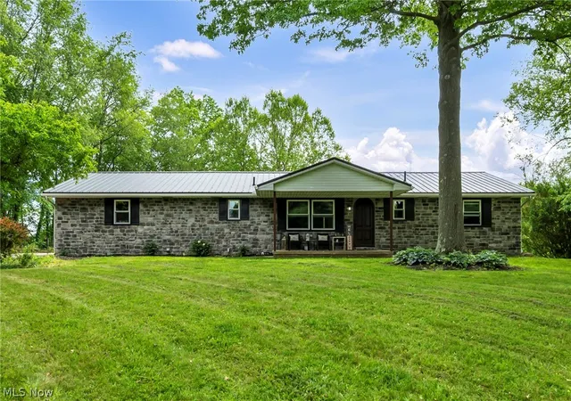 Homes for sale in Uniontown, OH | 12100 Hoover Ave Nw, Uniontown, OH 44685 | MLS# 5212920