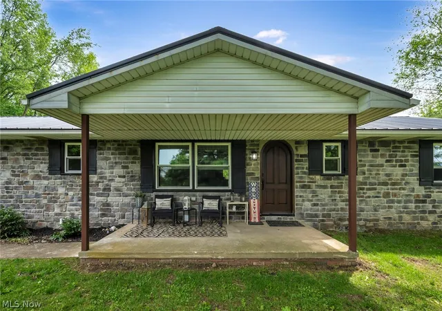 Homes for sale in Uniontown, OH | 12100 Hoover Ave Nw, Uniontown, OH 44685 | MLS# 5212920