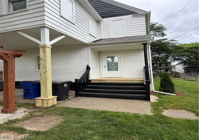 Photo 3 of Single family home for sale at 3139 W 82nd Street, Cleveland, OH 44102 | MLS# 5216375 | Listing updated on 2026-06-25