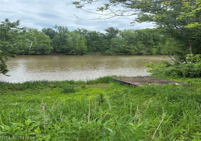 Homes for sale in Elizabeth, WV | 5973 Elizabeth Pike, Elizabeth, WV 26143 | MLS# 5216387