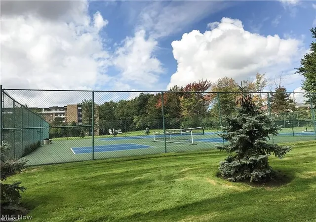 23rd image of 2202 Acacia Park Dr #2414, Lyndhurst, OH 44124 | MLS# 5209279