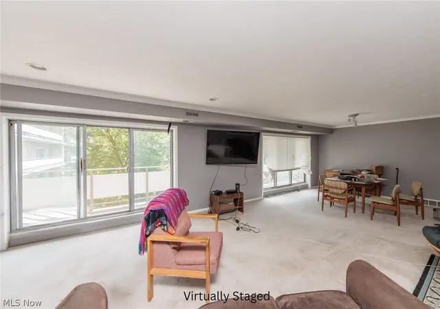 4th image of 2202 Acacia Park Dr #2414, Lyndhurst, OH 44124 | MLS# 5209279