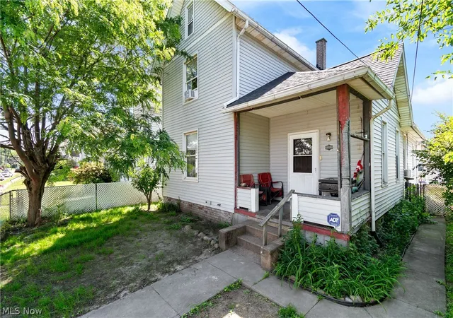 Homes for sale in Canton, OH | 1517 Hammond Ave Sw, Canton, OH 44706 | MLS# 5216255