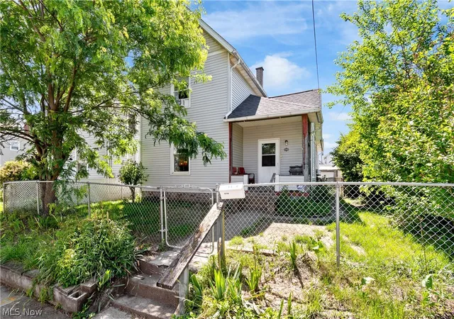 Homes for sale in Canton, OH | 1517 Hammond Ave Sw, Canton, OH 44706 | MLS# 5216255