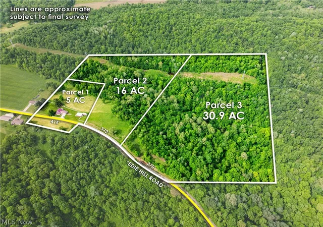 Homes for sale in Uhrichsville, OH | Edie Hill Rd Se, Uhrichsville, OH 44683 | MLS# 5216414