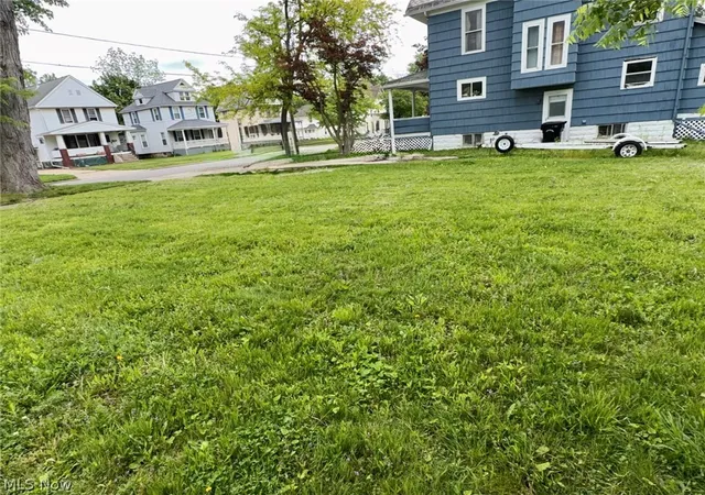 5th image of 222 Wooster St, Elyria, OH 44035 | MLS# 5216242