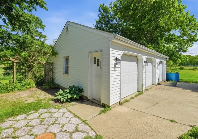 5th image of 1912 State Rt 45, Rock Creek, OH 44084 | MLS# 5216437