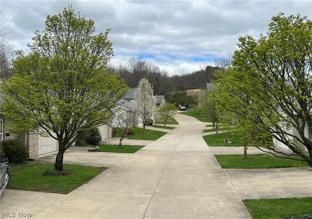 Homes for sale in Millersburg, OH | 203 Knollton Dr, Millersburg, OH 44654 | MLS# 5216431