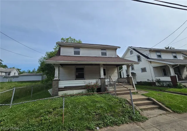 Homes for sale in Canton, OH | 1117 14th St Ne, Canton, OH 44705 | MLS# 5216443