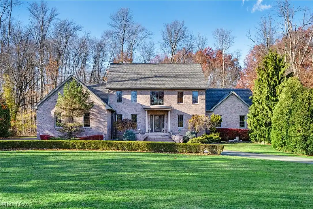 Photo 1 of Single family home for sale at 4000 Shields Rd, Canfield, OH 44406 | MLS# 5216381 | Listing updated on 2026-10-14
