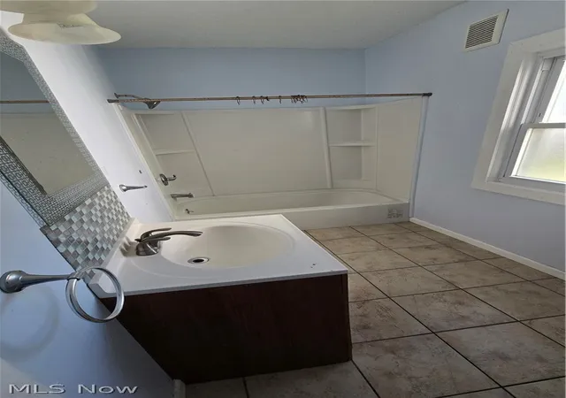 Photo 4 of Single family home for sale at 19600 Ormiston Ave, Cleveland, OH 44119 | MLS# 5216479 | Listing updated on 2026-07-14
