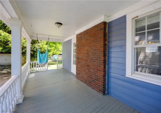 Photo 2 of Sale Pending at 2943 Edgehill Rd, Cleveland, OH 44118 | MLS# 5215481 | Listing updated on 2026-08-20