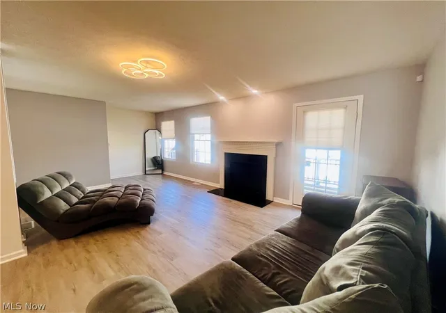 Listing Photo 4 - Condo for sale in building located at 1963 E 85th St, Cleveland, OH 44106