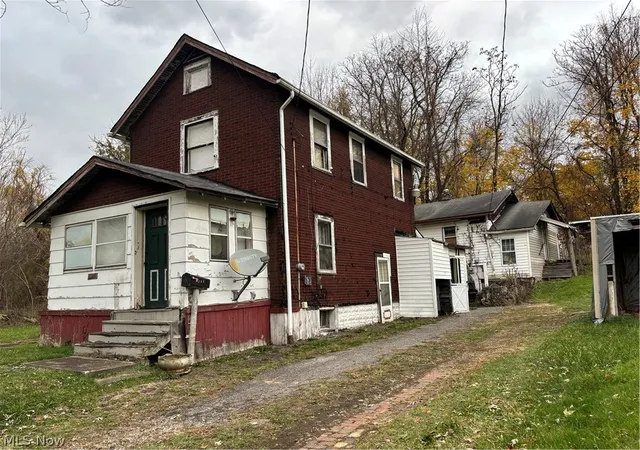 Homes for sale in Youngstown, OH | 1125 N Garland Ave, Youngstown, OH 44505 | MLS# 5216507