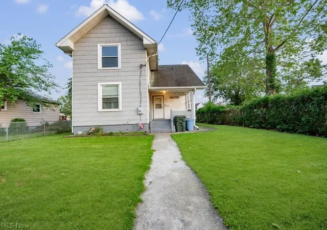 Homes for sale in Canton, OH | 2200 15th St Ne, Canton, OH 44705 | MLS# 5216489