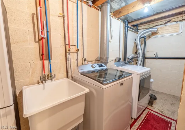 43rd image of 3411 Dunmore Ave Nw, Canton, OH 44708 | MLS# 5216347