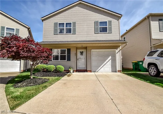 Homes for sale in Willowick, OH | 895 Brittney Ct, Willowick, OH 44095 | MLS# 5215999
