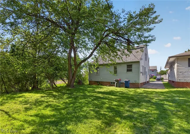 Photo 4 of Single family home for sale at 16218 Telfair Ave, Cleveland, OH 44128 | MLS# 5216530 | Listing updated on 2026-06-29