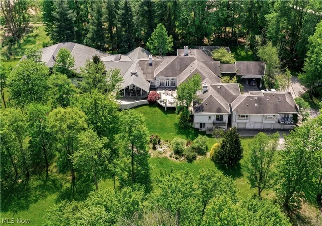 Photo 22 of Mansion for sale at 3007 Kersdale Rd, Cleveland, OH 44124 | MLS# 5213473 | Listing updated on 2026-08-10