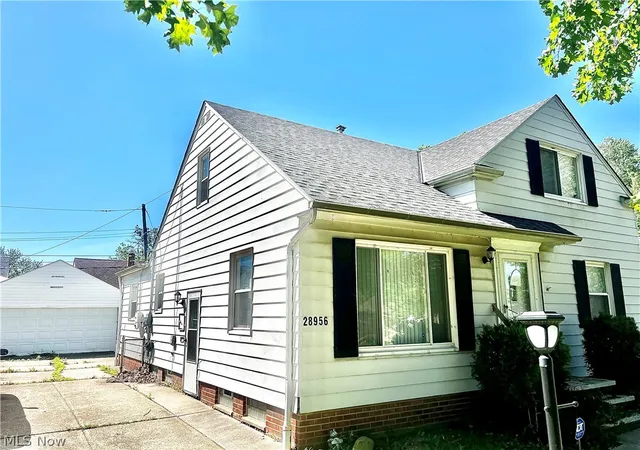 2nd image of 28956 Weber Ave, Wickliffe, OH 44092 | MLS# 5216589
