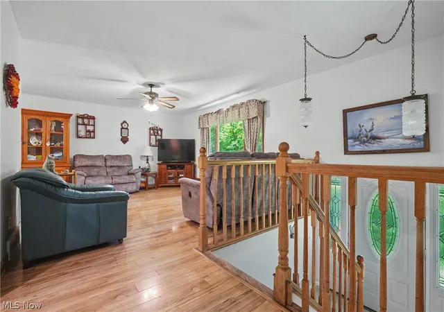 Photo 4 of Single family home for sale at 4250 Herr Fieldhouse Rd, Southington, OH 44470 | MLS# 5215166 | Listing updated on 2026-06-06