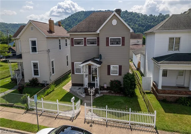 1st image of 3624 Lincoln Ave, Shadyside, OH 43947 | MLS# 5216376