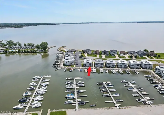 Homes for sale in Lakeside Marblehead, OH | 2602 S Waterside Ct #512, Lakeside Marblehead, OH 43440 | MLS# 5211126