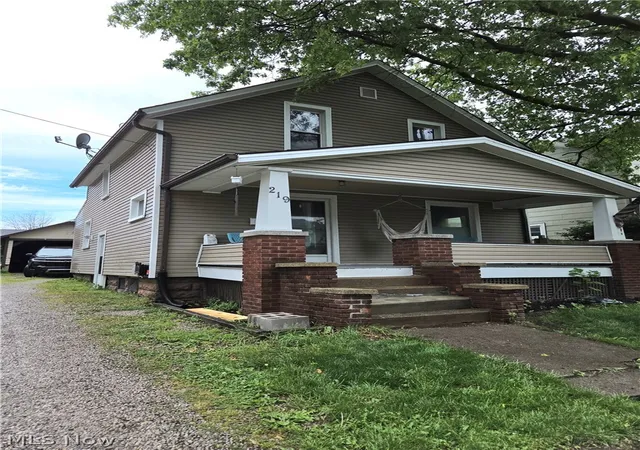 Homes for sale in Orrville, OH | 219 N Ella St, Orrville, OH 44667 | MLS# 5214751