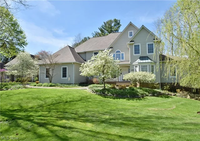 1st image of 495 North St, Chagrin Falls, OH 44022 | MLS# 5215707