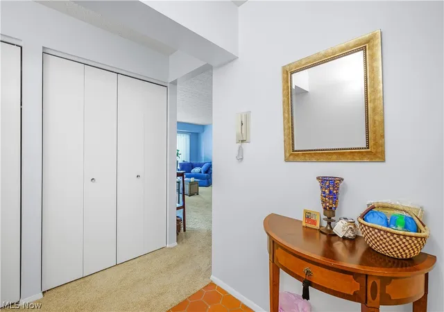 3rd image of 186 Court Dr #105, Fairlawn, OH 44333 | MLS# 5214092