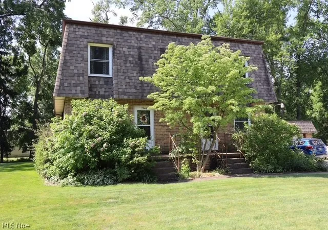 2nd image of 7744 Brookwood Dr Ne, Warren, OH 44484 | MLS# 5216723