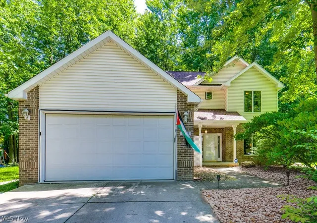 Photo 1 of Single family home for sale at 5209 Orchard Ln, North Ridgeville, OH 44039 | MLS# 5216585 | Listing updated on 2026-07-31