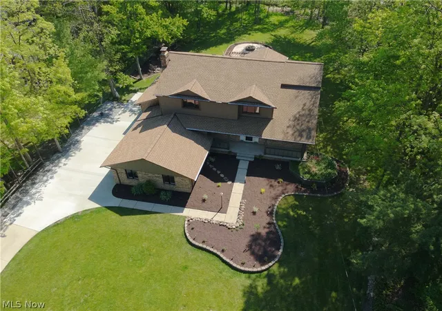 5th image of 7447 Mclellan Dr, Bedford, OH 44146 | MLS# 5214093