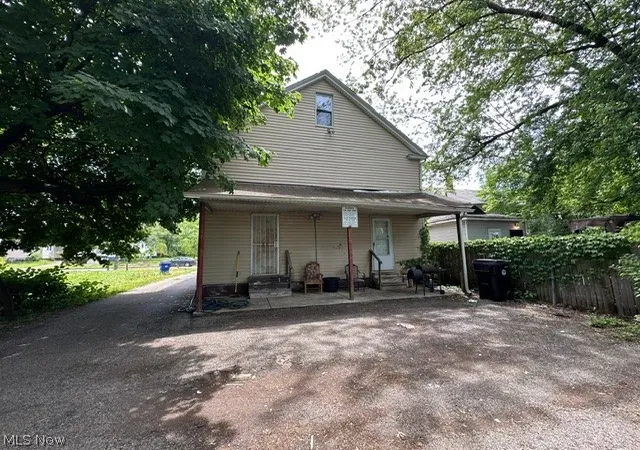 3rd image of 14907-14905 Pepper Ave, Cleveland, OH 44110 | MLS# 5216632