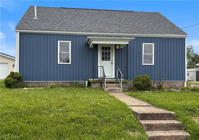 1st image of 201 Heights St, Weirton, WV 26062 | MLS# 5216762