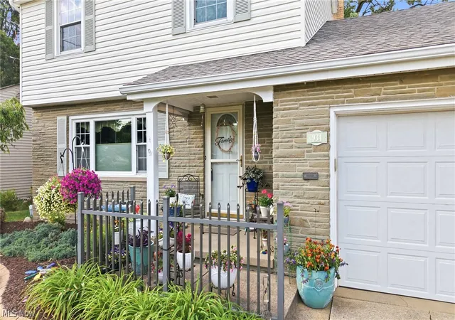 4th image of 934 Larkridge Ave, Youngstown, OH 44512 | MLS# 5215889