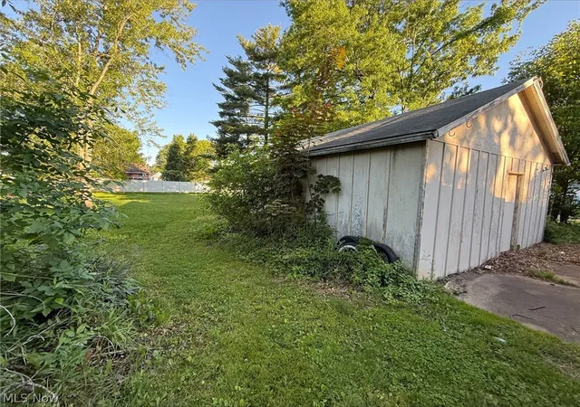 4th image of 2193 Southeast Blvd, Salem, OH 44460 | MLS# 5216776