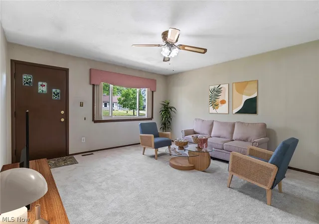 Homes for sale in Bedford Heights, OH | 23300 Comstock Rd, Bedford Heights, OH 44146 | MLS# 5212891