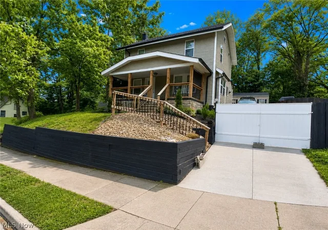 Photo 2 of Single family home for sale at 718 Easter Ave, Akron, OH 44307 | MLS# 5216352 | Listing updated on 2026-08-31