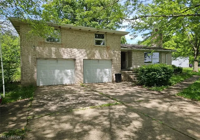 Homes for sale in Lisbon, OH | 37670 Miller Rd, Lisbon, OH 44432 | MLS# 5216874
