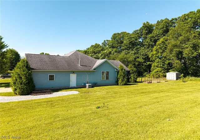 Homes for sale in West Salem, OH | 3029 Cinnamon Dr W, West Salem, OH 44287 | MLS# 5216873