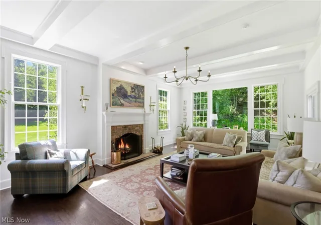 3rd image of 15 Martingale Ct, Chagrin Falls, OH 44022 | MLS# 5216810