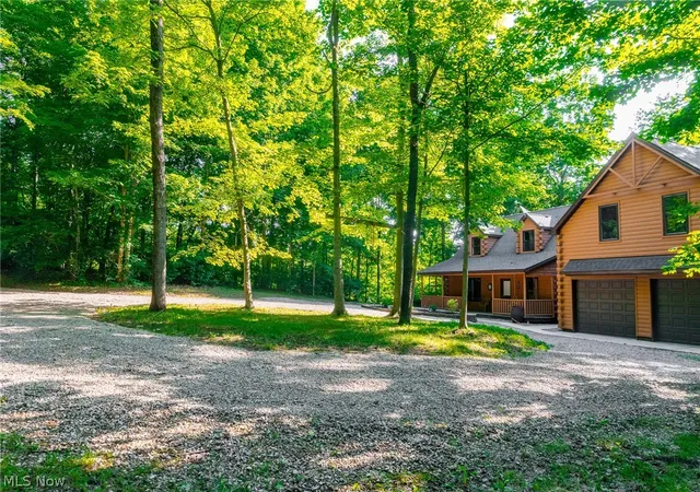 Homes for sale in Frazeysburg, OH | 12680 Old Riley Rd, Frazeysburg, OH 43822 | MLS# 5213181