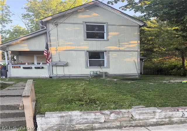 Multi family home for sale at 130 Ira Ave, Akron, OH 44301 | MLS# 5216804