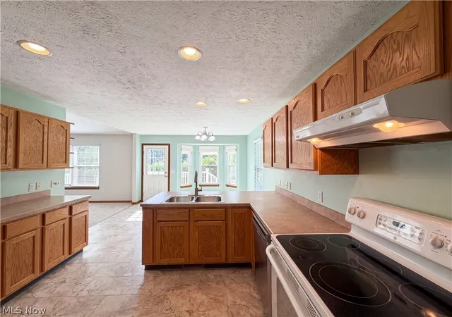 Homes for sale in North Ridgeville, OH | 6016 W Breezeway Dr, North Ridgeville, OH 44039 | MLS# 5217081