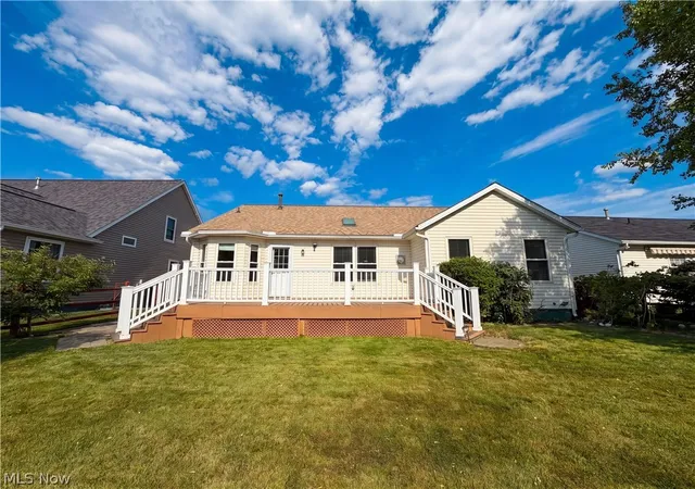 Homes for sale in North Ridgeville, OH | 6016 W Breezeway Dr, North Ridgeville, OH 44039 | MLS# 5217081
