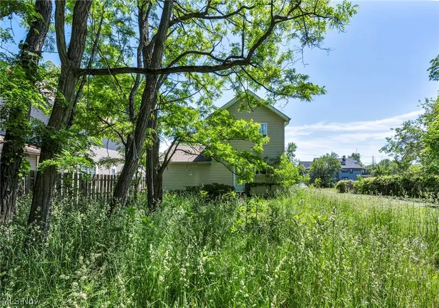 Photo 4 of Single family home for sale at 11219 Hopkins Ave, Cleveland, OH 44108 | MLS# 5215967 | Listing updated on 2026-06-09